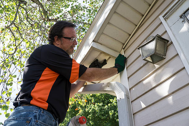 Affordable siding repair and maintenance services in Cedartown, GA